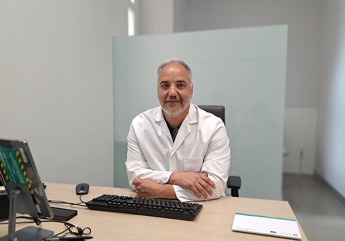 Dr. Sergio Fernandez, especialista de la Unidad del Viajero del Hospital Quironsalud Valencia
