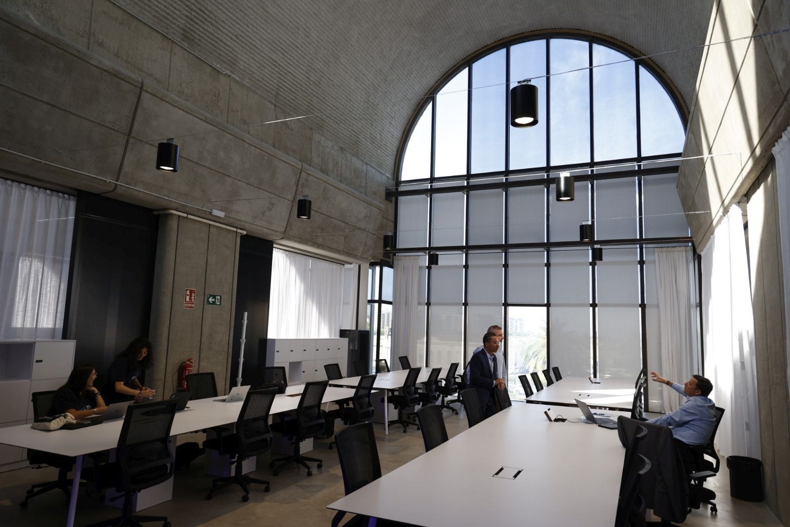 Inauguración del nuevo espacio de IBM en Valencia