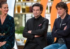 Samantha Vallejo-Nágera (i), Pepe Rodríguez y Jordi Cruz (d).