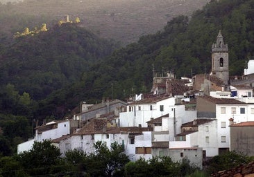 El Mykonos de Castellón: el pueblo donde veranea una famosa influencer