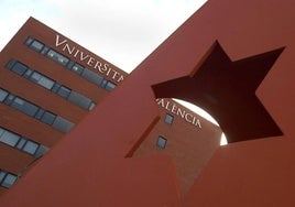 Uno de los edificios de la Universidad de Valencia.