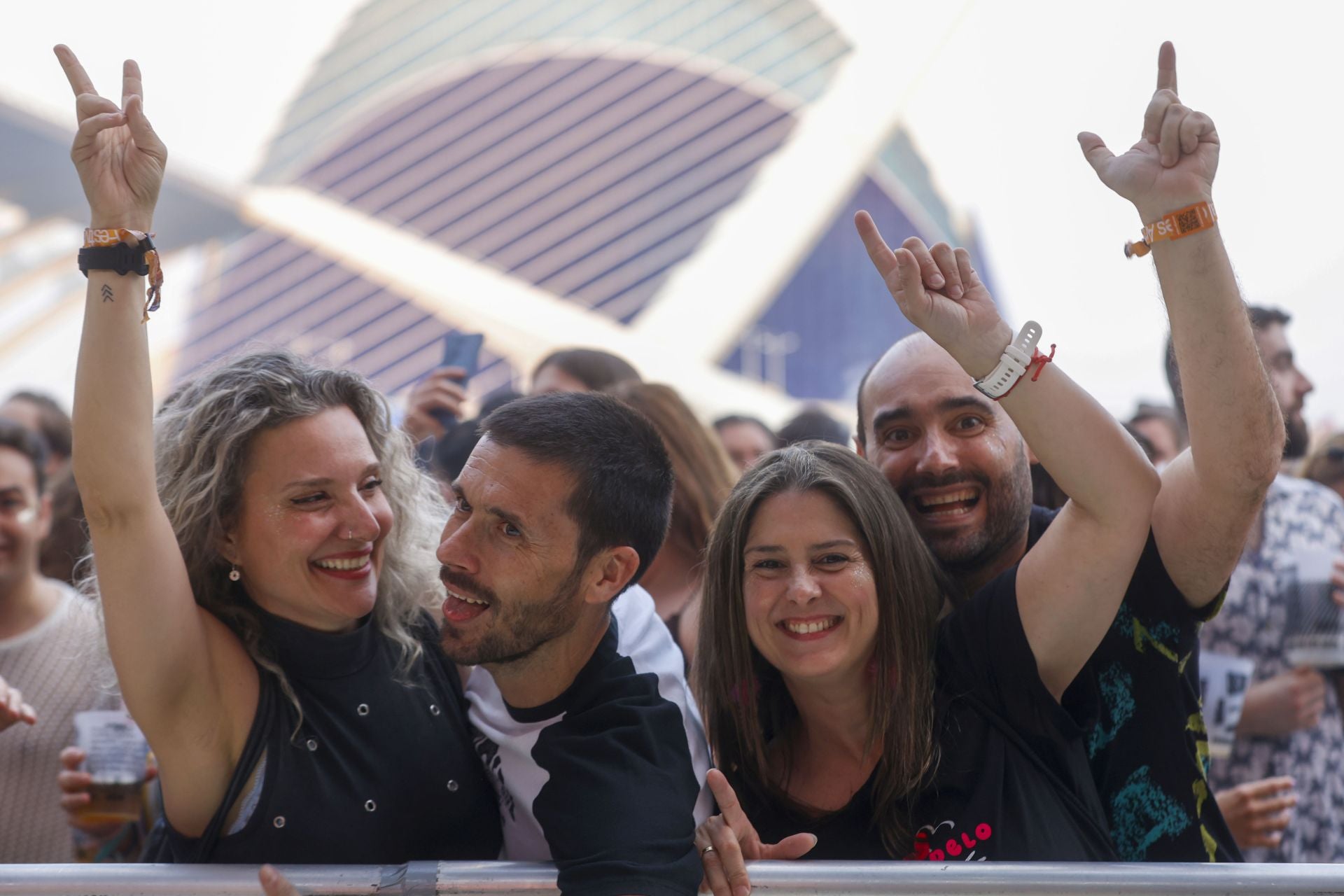 FOTOS | Búscate en el Festival de les Arts 2025 (viernes)