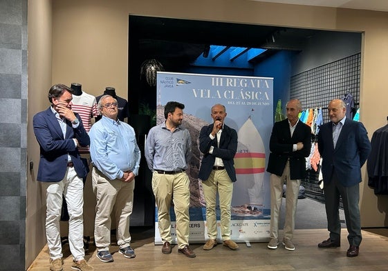 Acto de presentación de la regata en la tienda Blackcape de Valencia.