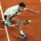 Alcaraz juega un resto en las semifinales de Roland Garros.