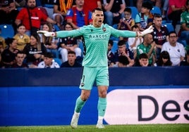 Andrés Fernández, durante un partido con el Levante.
