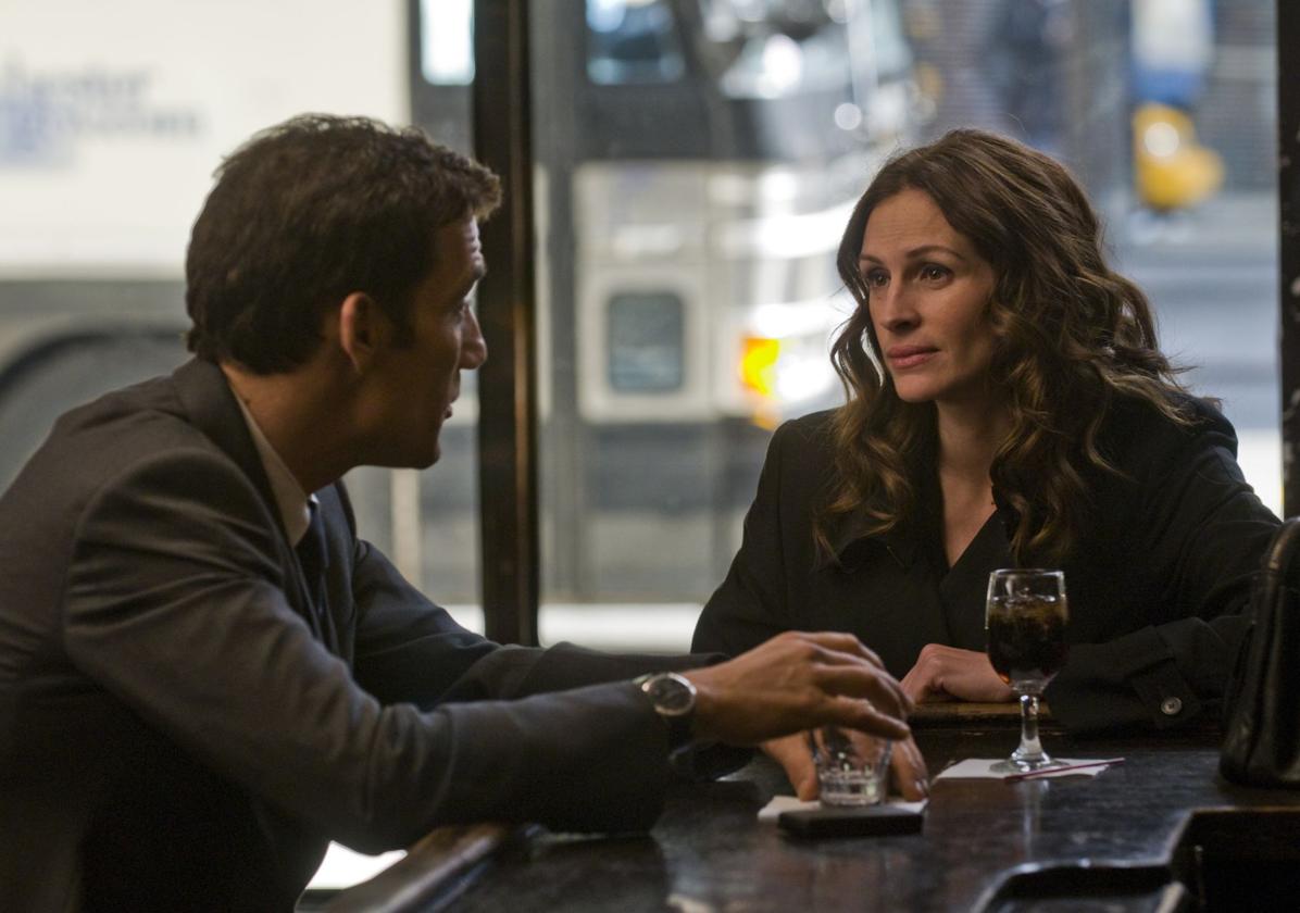 Clive Owen y Julia Roberts.