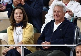 Dustin Hoffman y su esposa Lisa Hoffman.