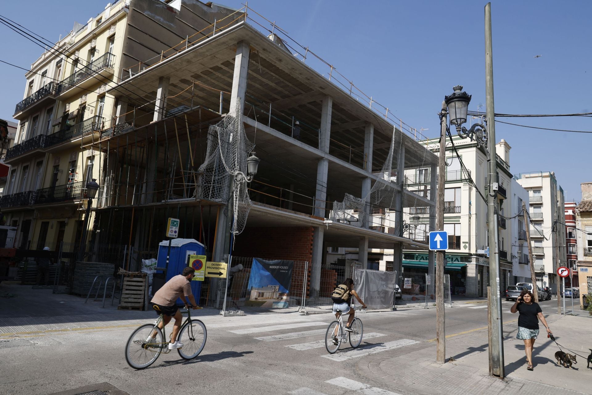 Obras para la construccion de nuevos edificios en solares de todo el Marítimo, Cabanyal, Grao y Canyamelar