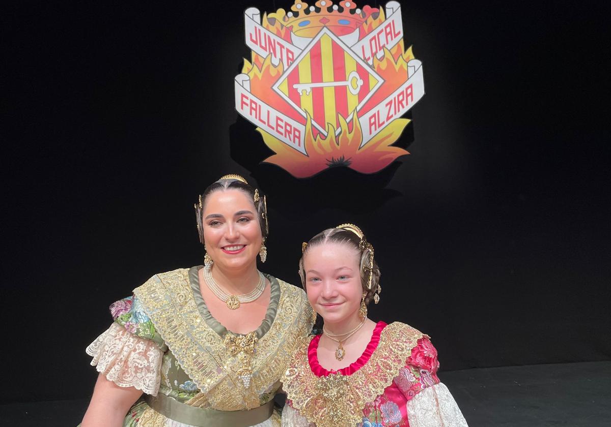 Alzira elige a sus falleras mayores
