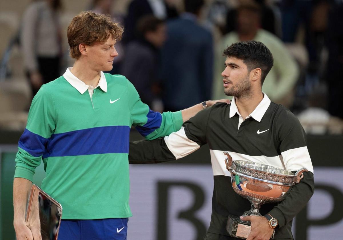 El detallazo de Federer con Alcaraz y Sinner tras su épica final de Roland Garros