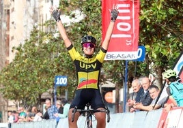 La UPV organiza un Gran Premio de ciclismo.