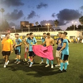 Los jugadores festejan el ascenso.