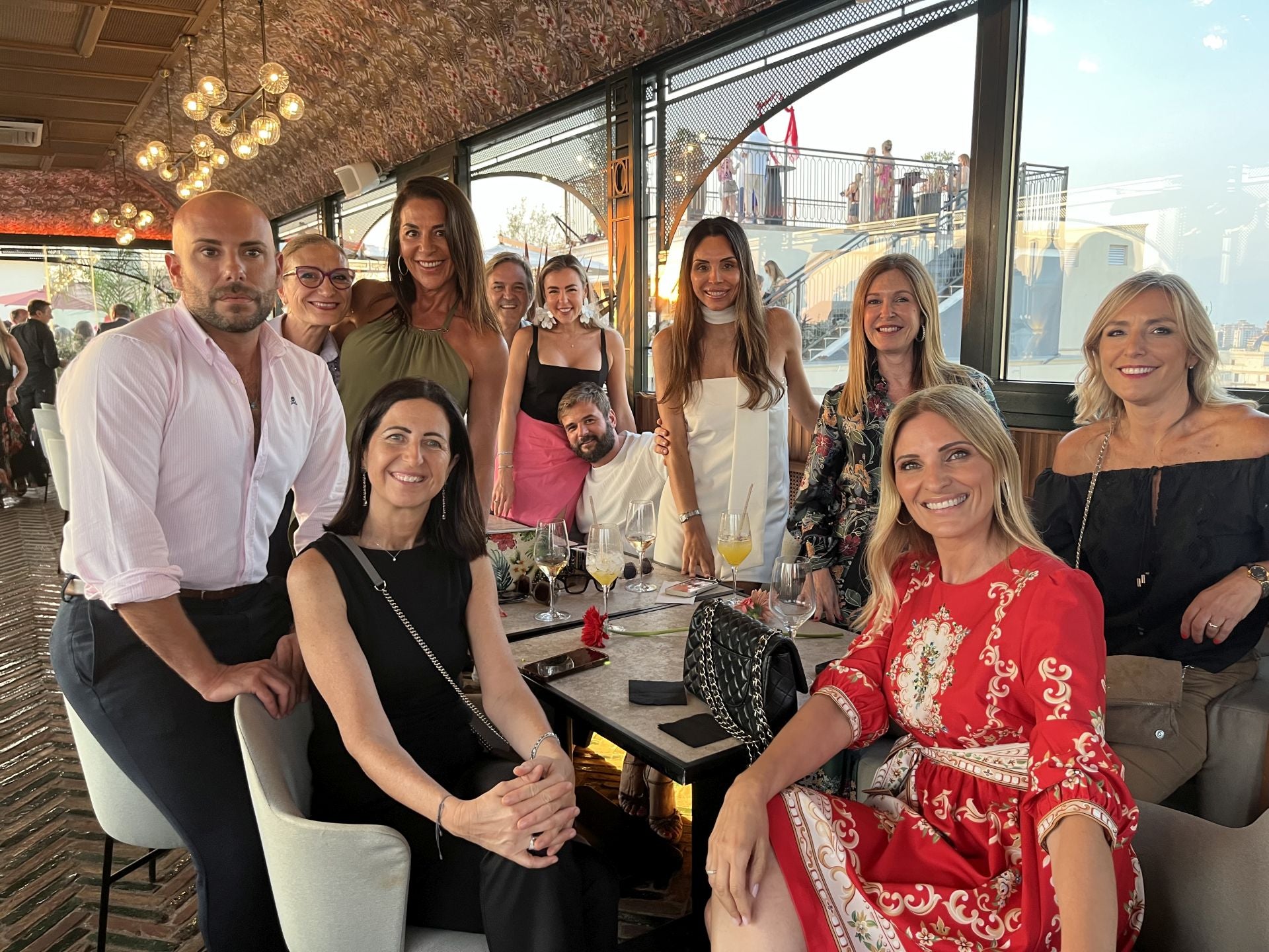 Carolina Vicente, Lucía Aparicio, Marta Zapata, Vicen Fernández, Nahuel Molina, Alexandra Malikova, Toni Jordán, Cary Fragueiro, Reme Hidalgo, Bea Maset y Alejandro Resta.