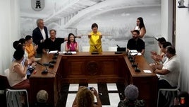 Toma de posesión de la alcaldesa de Villanueva de Castellón.