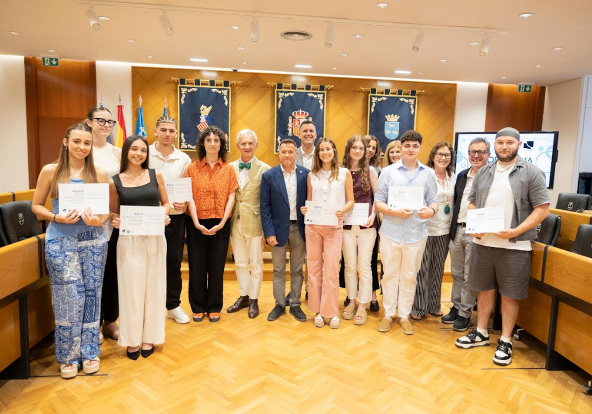 La Fundación Cañada Blanch premia la excelencia académica en Burriana