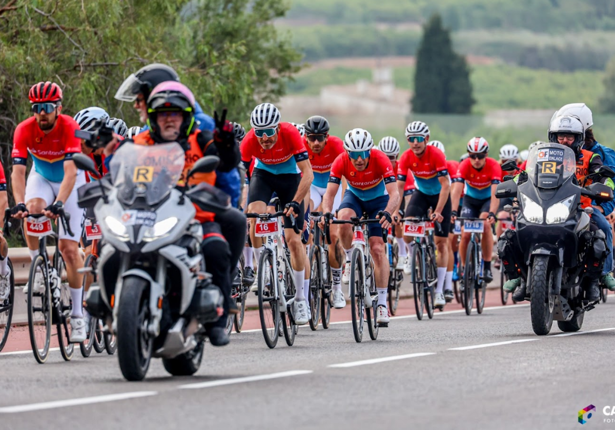El Gran Fondo por València entrega el 50% de las inscripciones de 2025 a los afectados por la DANA