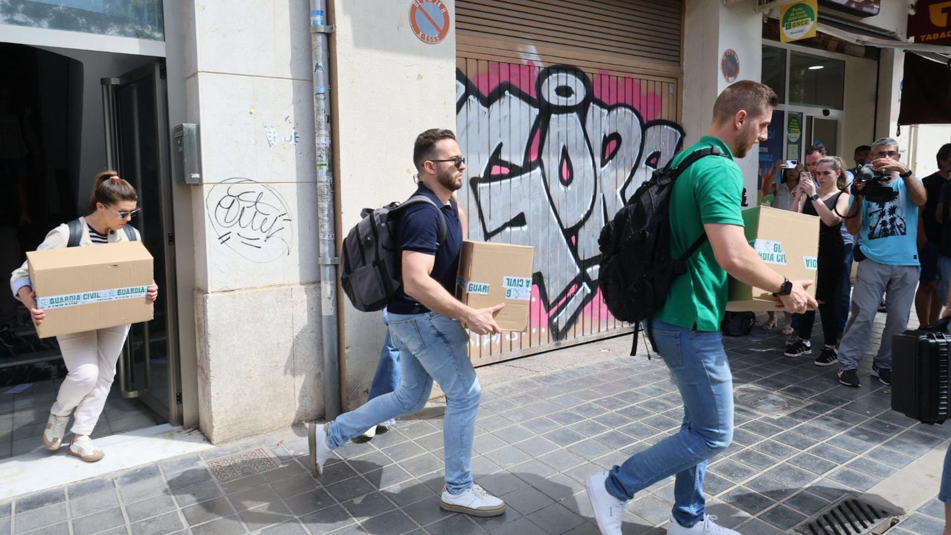 La UCO registra la casa de Ábalos en Valencia en busca de pruebas del pago de comisiones en el &#039;caso Koldo&#039;