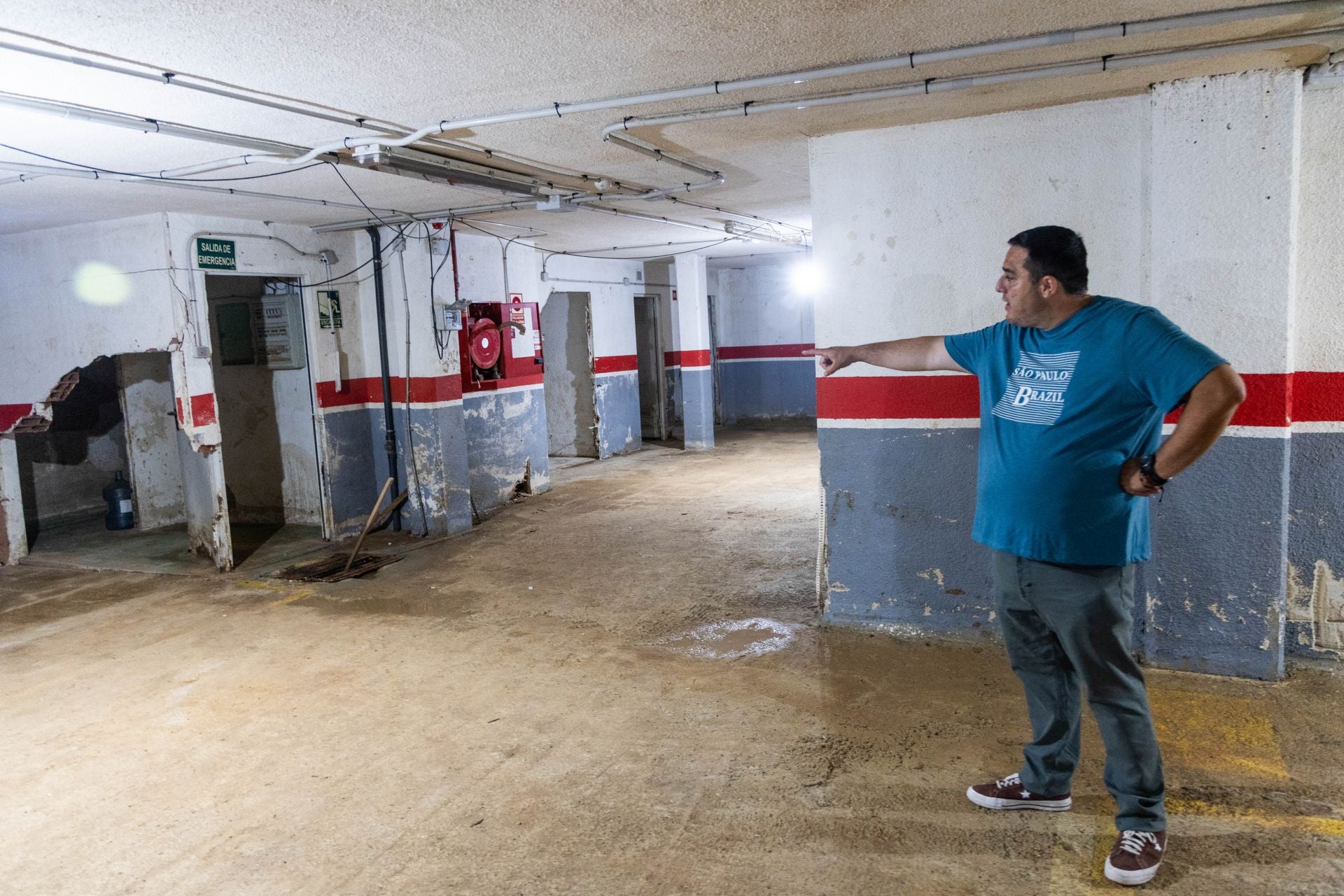 FOTOS | Un garaje apocalíptico en el barrio de La Torre