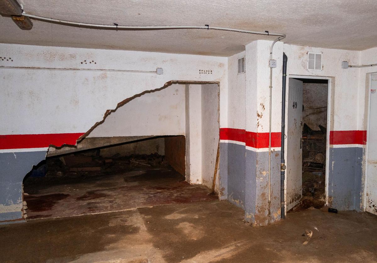 FOTOS | Un garaje apocalíptico en el barrio de La Torre