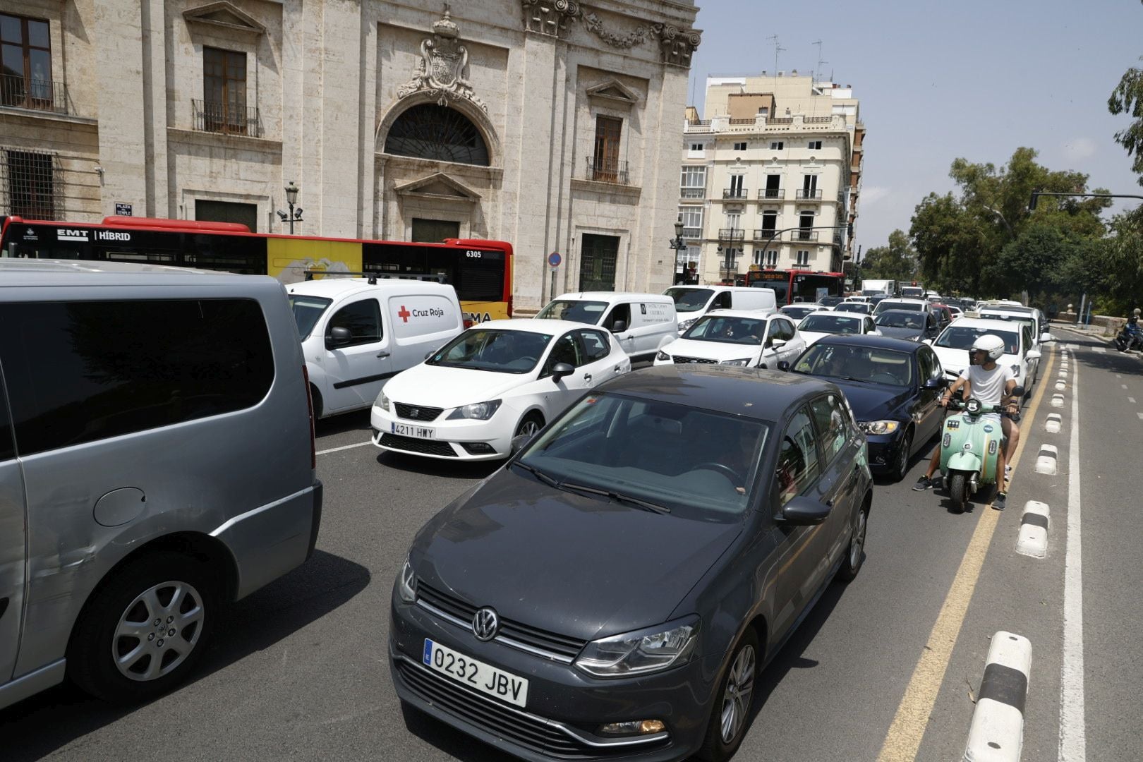 FOTOS | Protesta de los médicos en Valencia