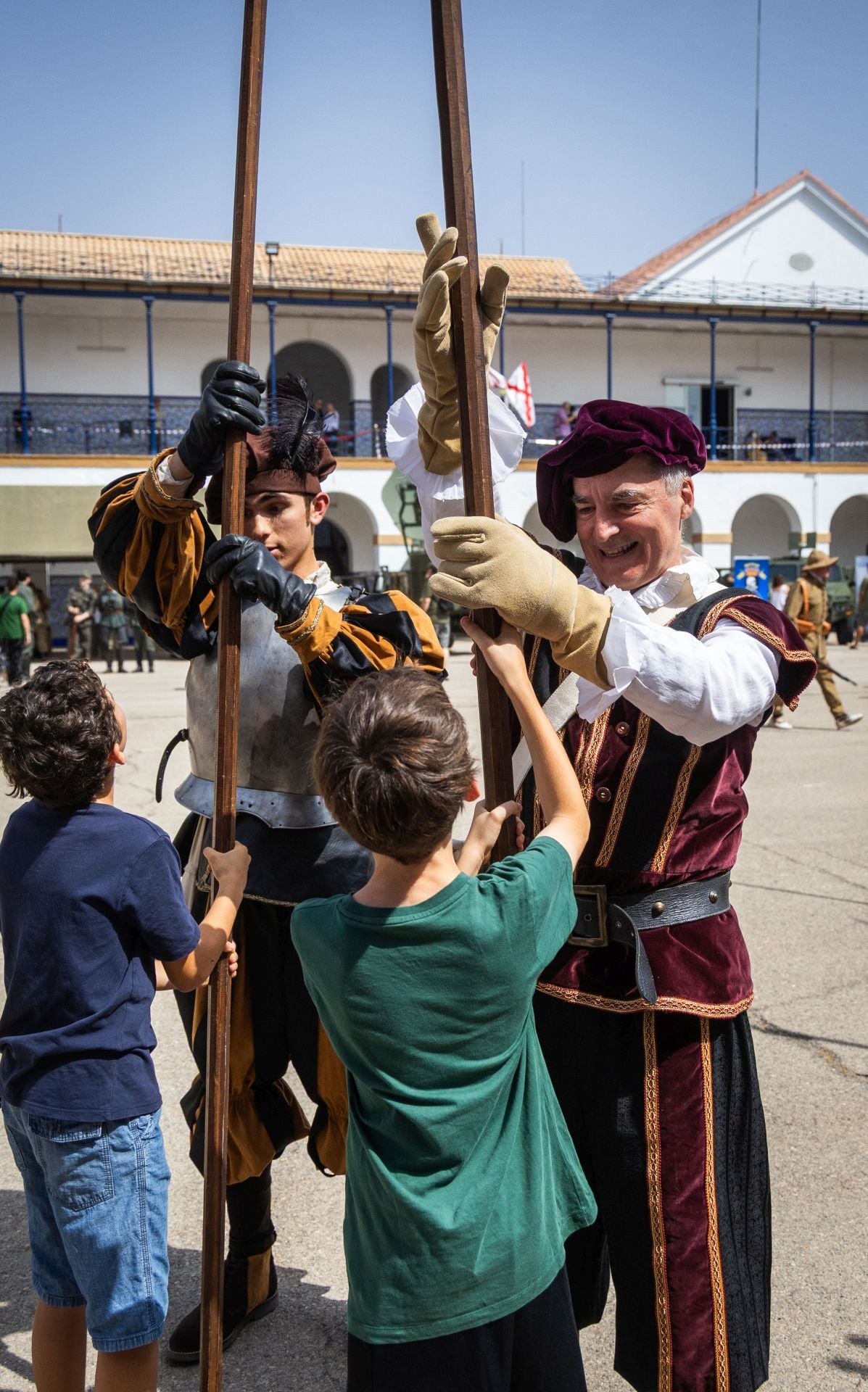 Fotos de las recreaciones históricas en el Museo Militar de Valencia 2025