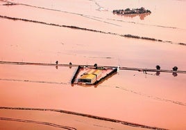 Vista aérea del estado en que quedó la Albufera tras la dana.