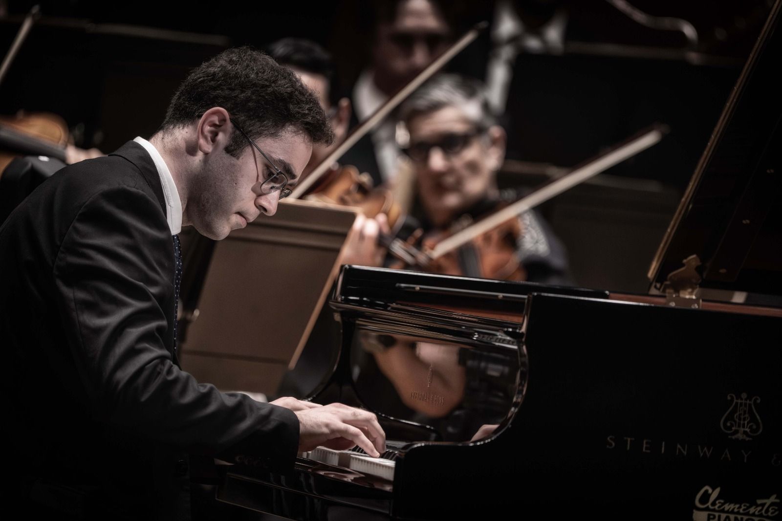 Nabeel Hayek gana el Concurso Internacional de Piano Iturbi