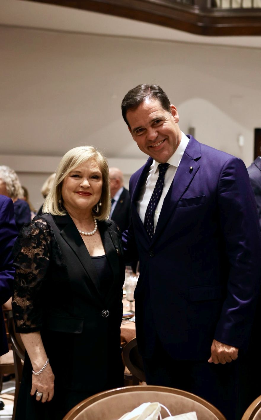 Los apellidos que han apoyado la creación del nuevo Rotary Club de Valencia Seu.