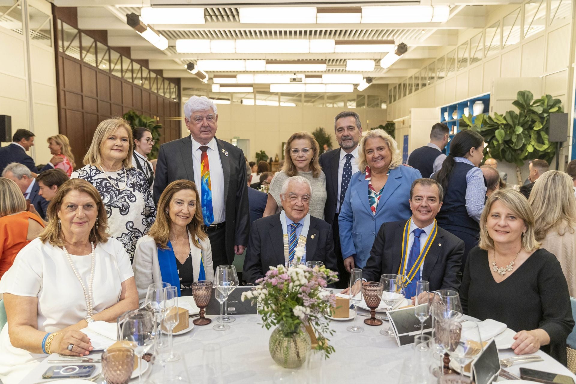 Los apellidos que han apoyado la creación del nuevo Rotary Club de Valencia Seu.