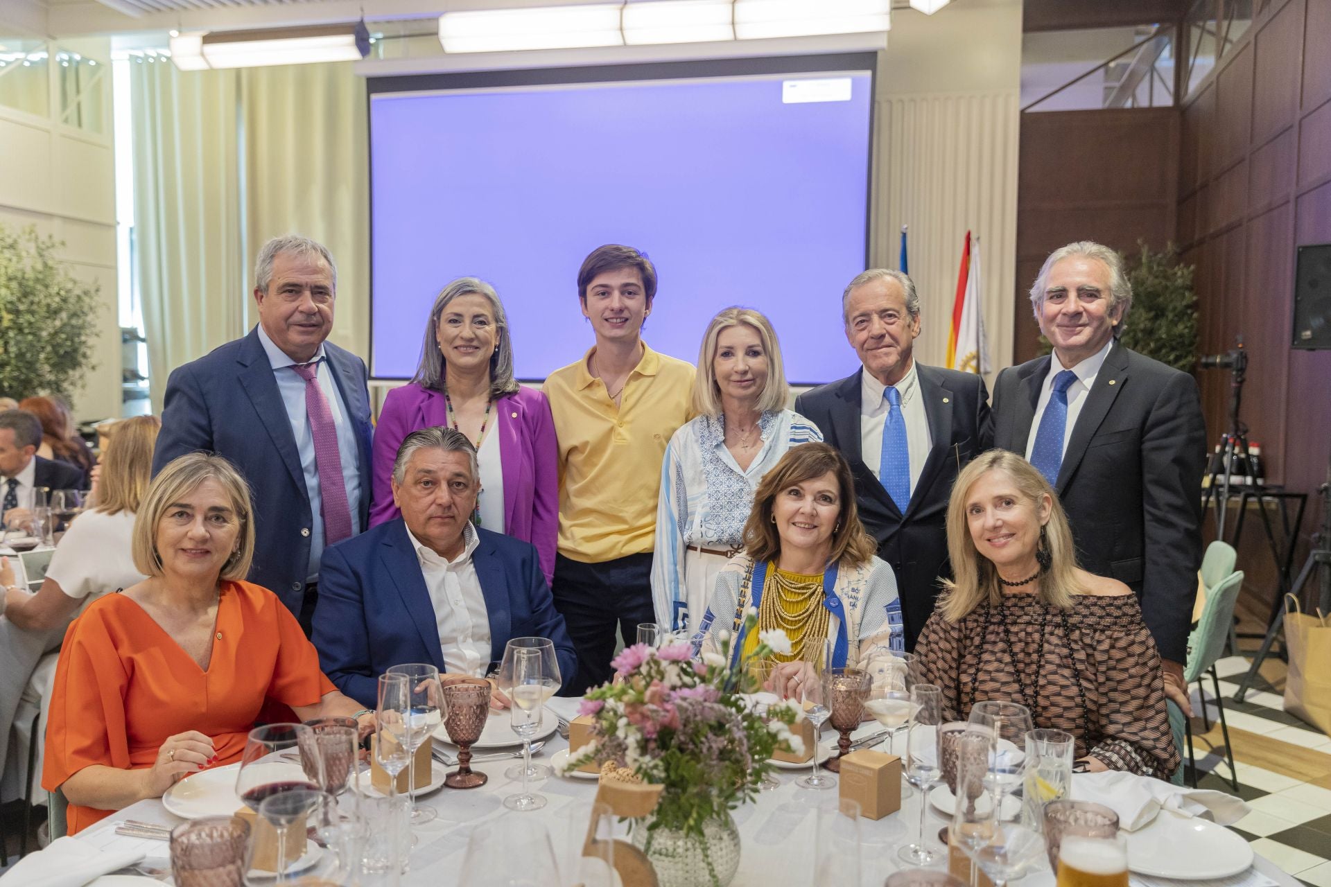 Los apellidos que han apoyado la creación del nuevo Rotary Club de Valencia Seu.