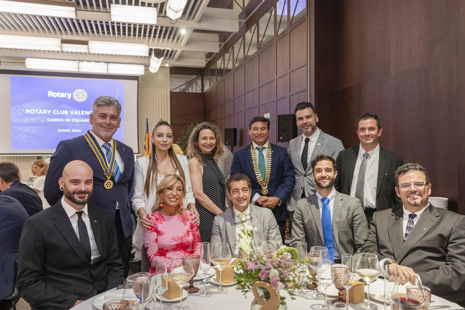 Los apellidos que han apoyado la creación del nuevo Rotary Club de Valencia Seu.