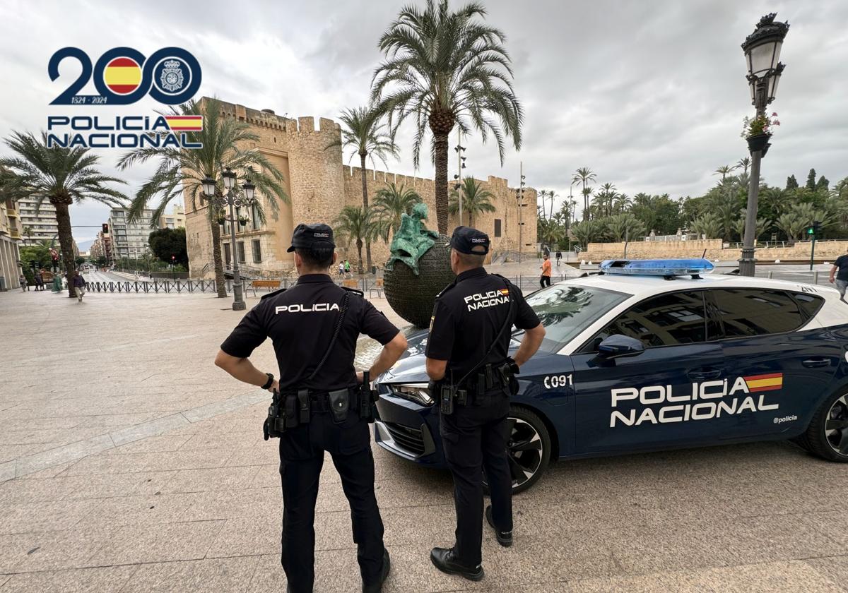 Detenida por robar a su expareja 20.100 euros que tenía ahorrados en su domicilio en Elche