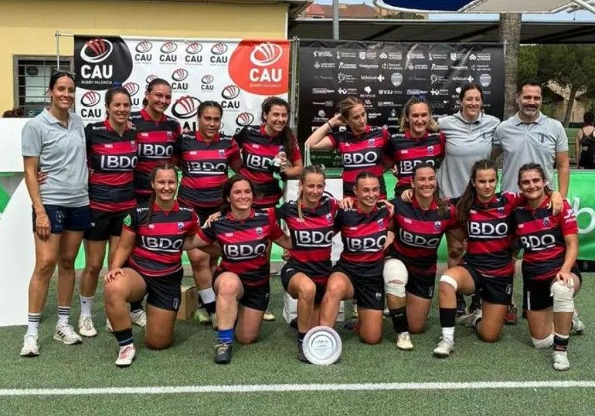 Las jugadoras del Rugby Turia.