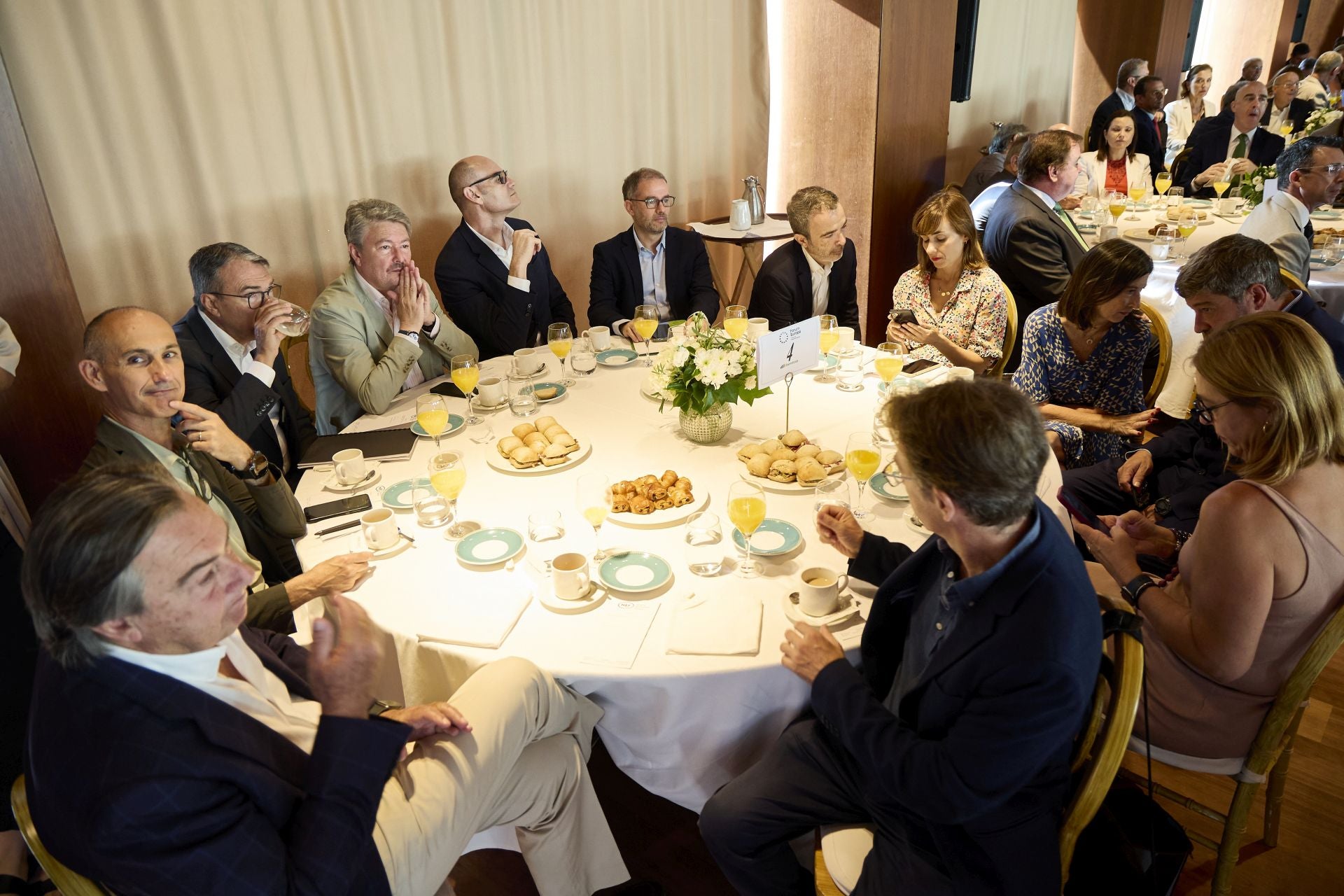 El desayuno informativo de Nueva Economía Fórum, en imágenes