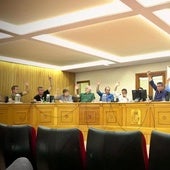 Votación del presupuesto municipal, este martes en Chiva.