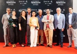 Un grupo de asitentes a la gala de los premios.