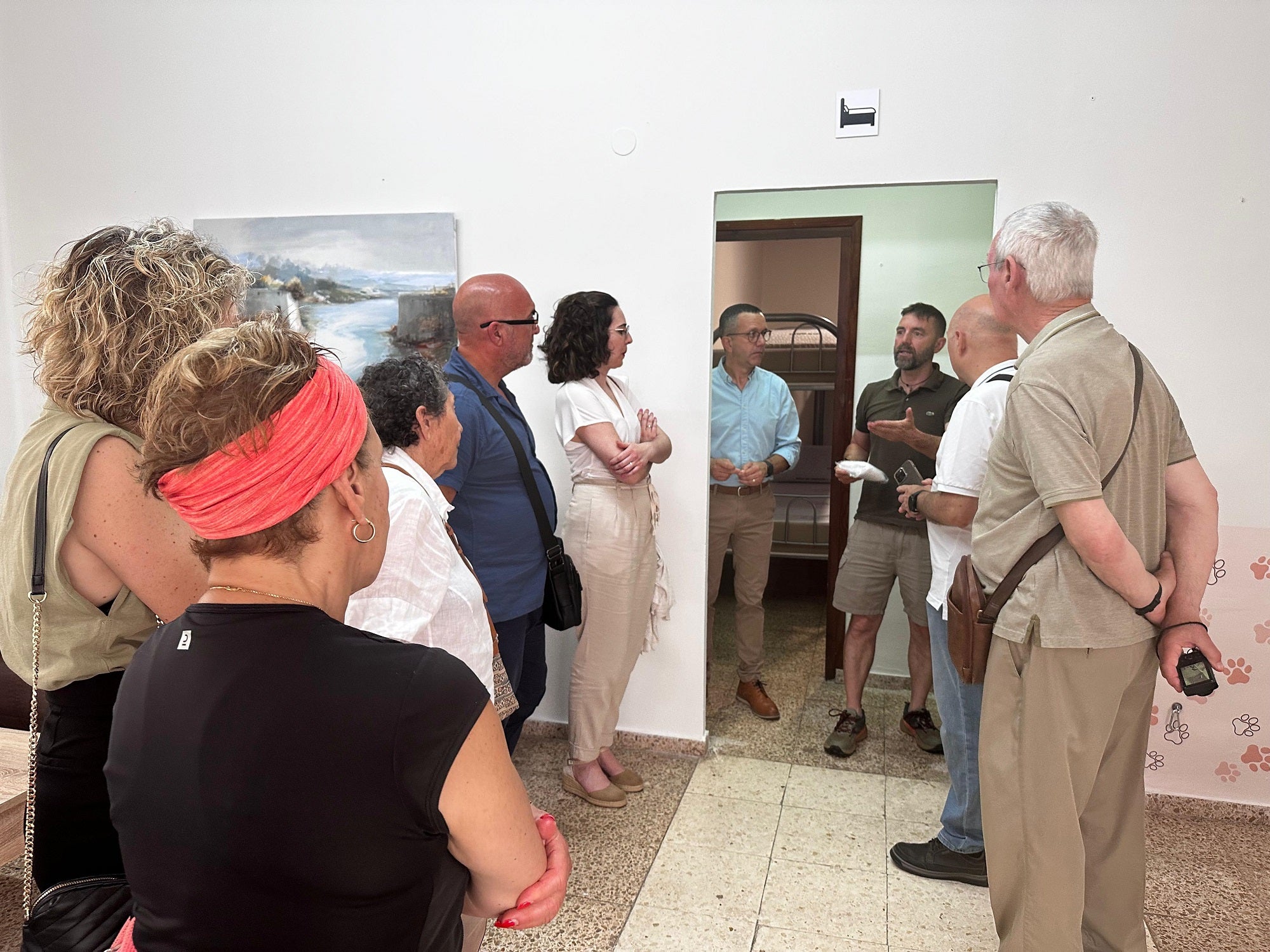 Momento de la inauguración de la reapertura del albergue.