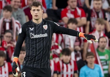 El Valencia negocia la opción de compra para fichar a Julen Agirrezabala