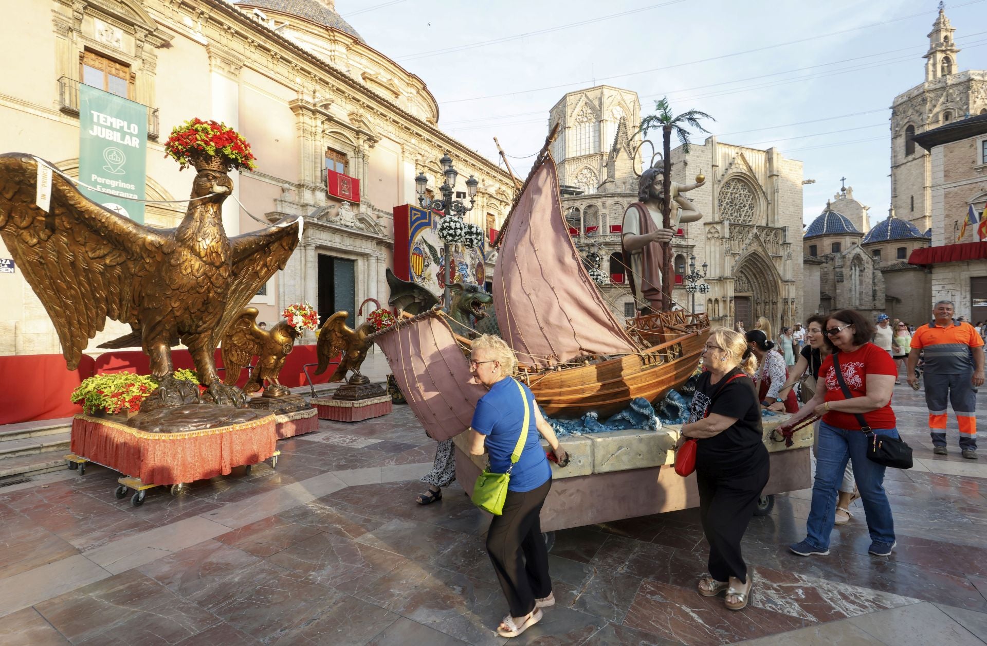 FOTOS | Las Rocas del Corpus ya están en la calle en Valencia