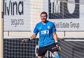 Dimitrievski, durante partido de pretemporada con el Valencia.