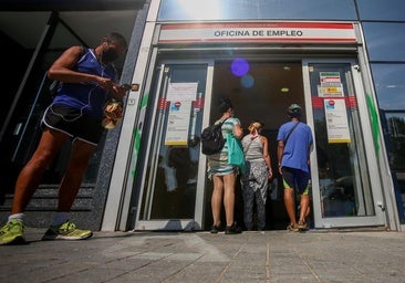 El SEPE aclara si se puede cobrar el paro y la pensión de viudedad al mismo tiempo