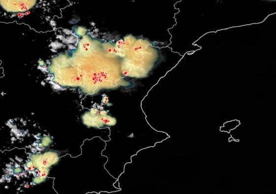 Focos de tormentas en la Comunitat esta tarde.