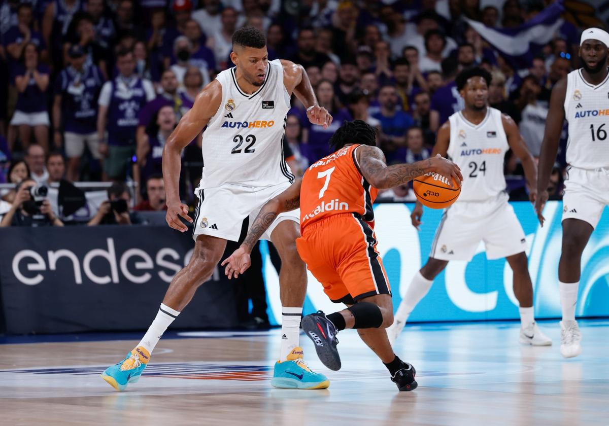 FOTOS | Así ha sido el segundo partido de la final de la ACB entre el Valencia Basket y el Real Madrid