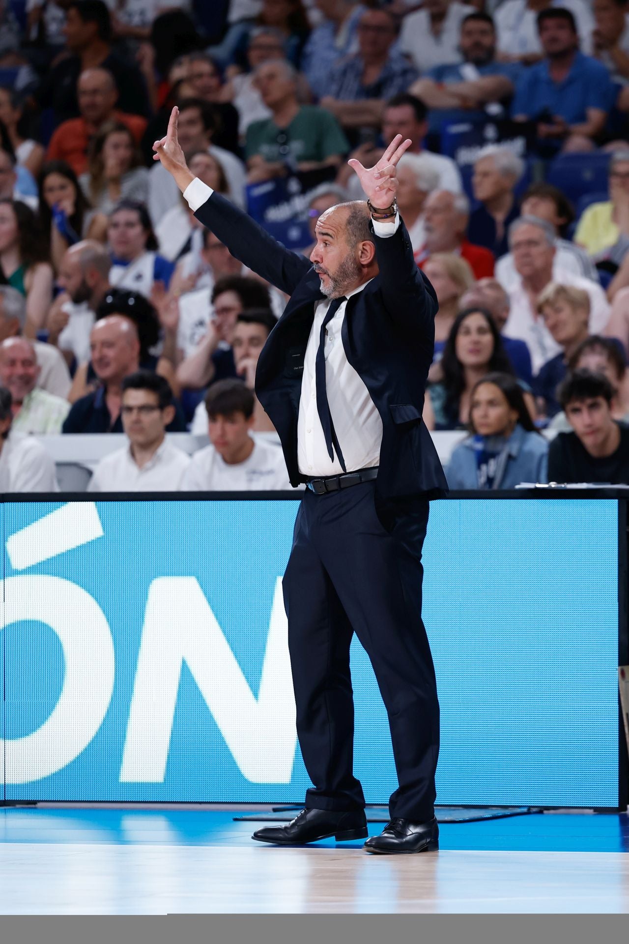 FOTOS | Así ha sido el segundo partido de la final de la ACB entre el Valencia Basket y el Real Madrid