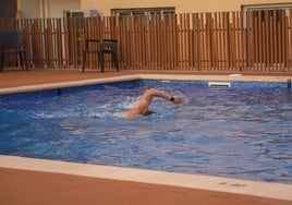 La muerte se ha producido en una piscina comunitaria de Alcossebre.