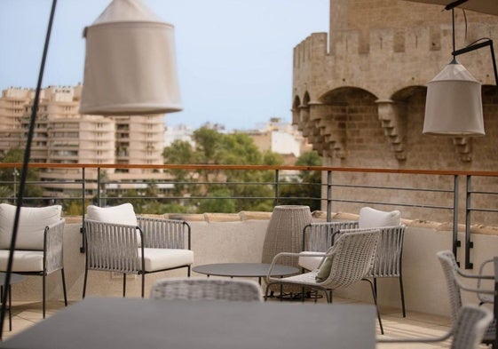 Terraza de la Luna de Valencia, junto a las Torres de Serranos.