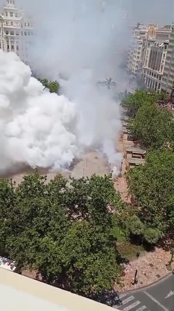 Así ha sido la mascletà del día del Corpus en Valencia