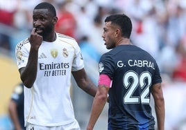 Antonio Rüdiger y el exgranota Gustavo Cabral.