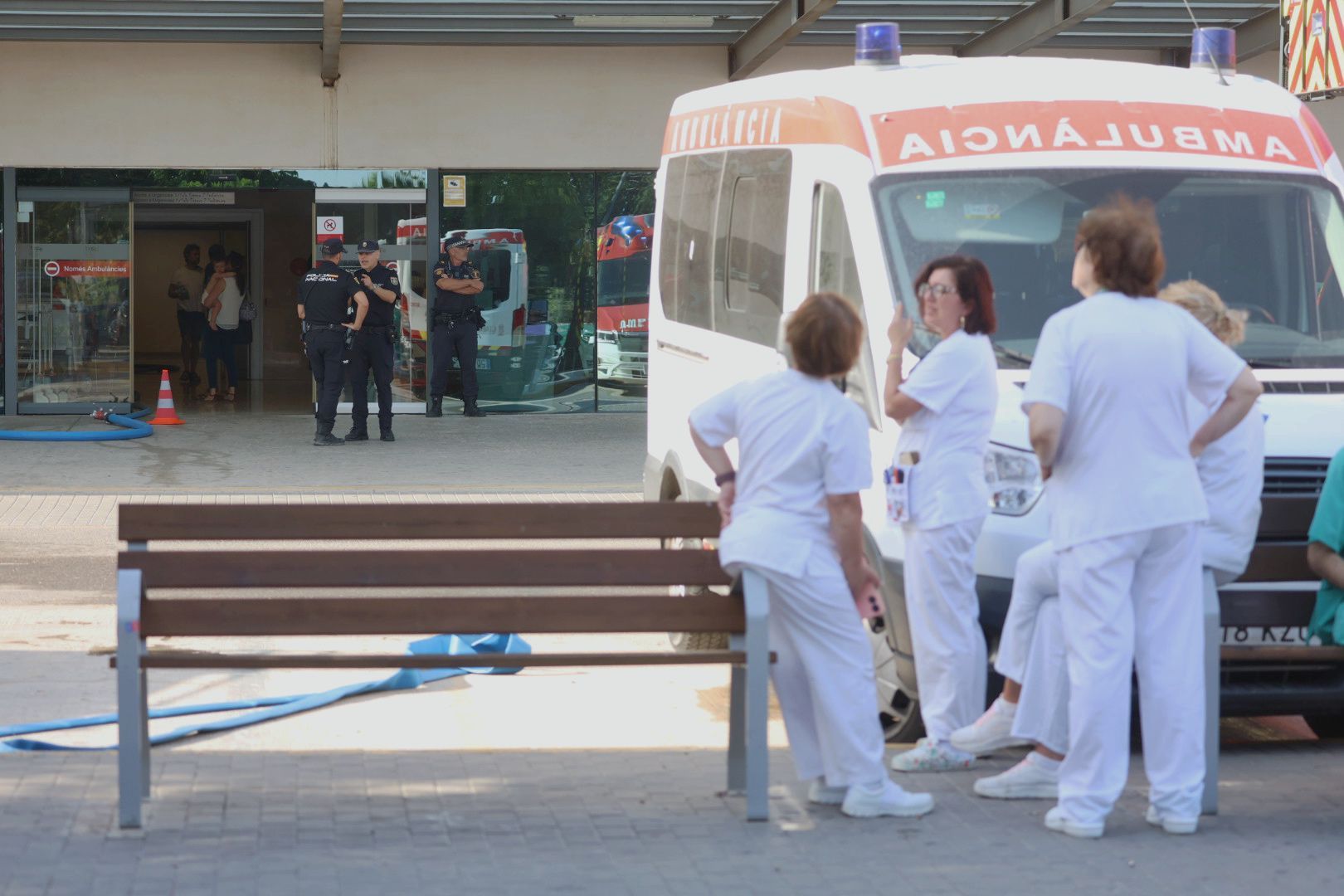 FOTOS | Incendio en el Hospital La Fe de Valencia