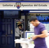 Una administración de Loterías y Apuesta del Estado en una imagen de archivo.